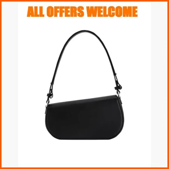 Vegan Leather Adjustable Shoulder Bag with Magnetic Closure